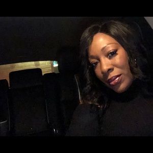 Meet your Posher, Felicia